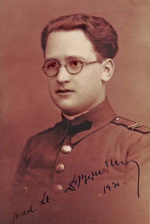 dr_moshe_berner_1930_military_portrait copy Dr Moshe Berner Transylvania Holocaust testimony