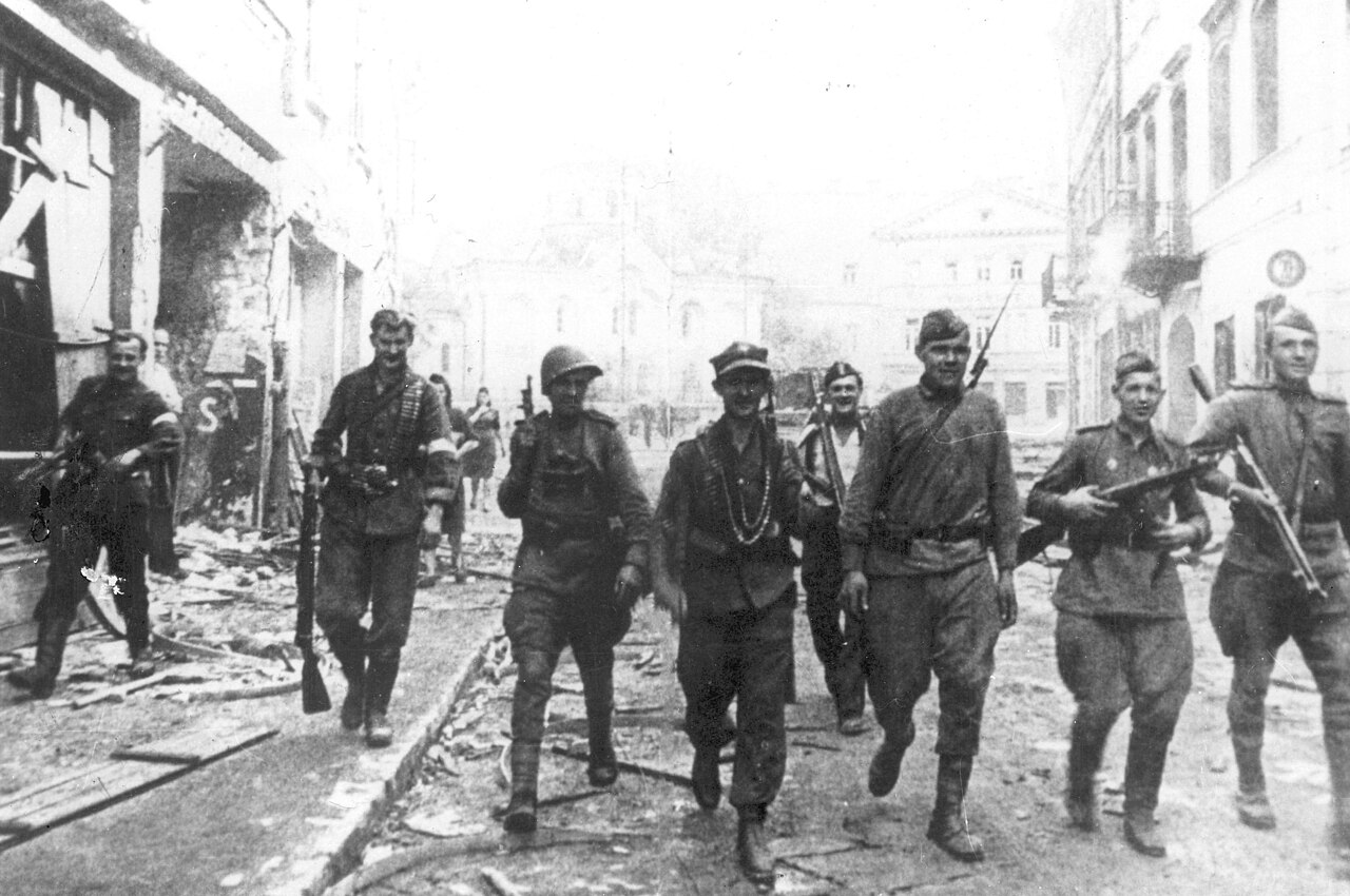 Liberation and postwar resettlement | Holocaust survivor post-war resettlement